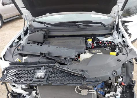 2023 Jeep Cherokee Altitude Lux 4X4 from USA, damaged, VIN 1C4PJMMB9PD101541